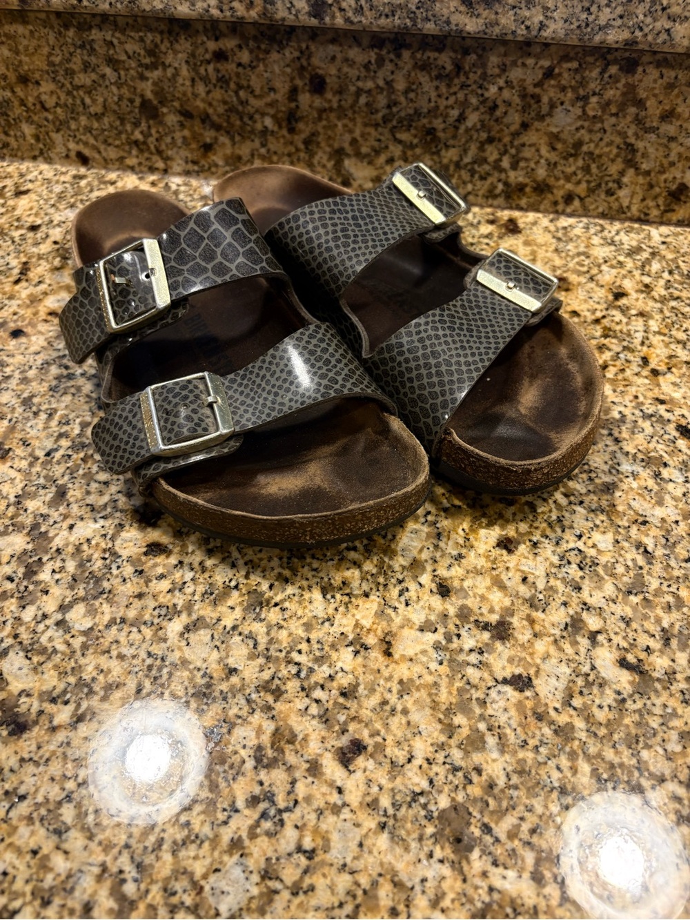 Birkenstock Arizona Gator Gleam Sandals‎ Size US 9-9.5 EU 40 Birkoflor Green